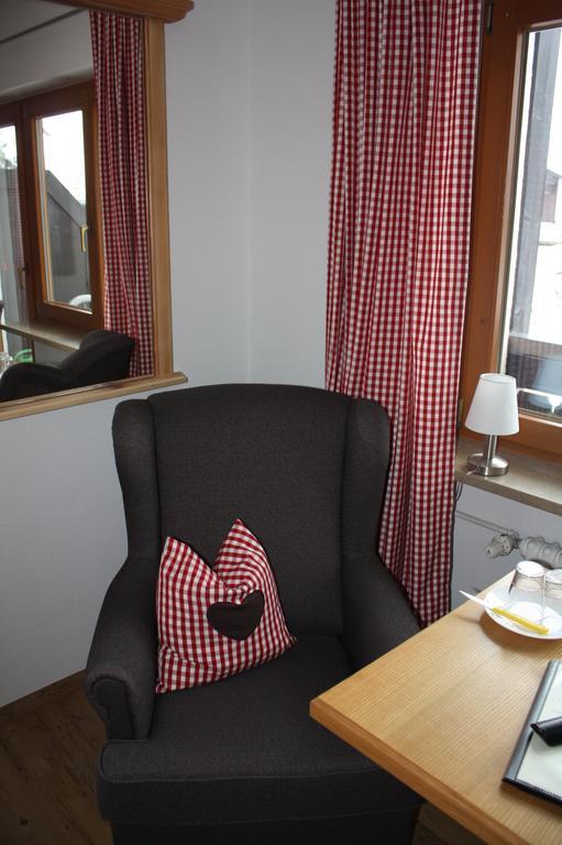 Gaestehaus Carola Oberstdorf Kamer foto