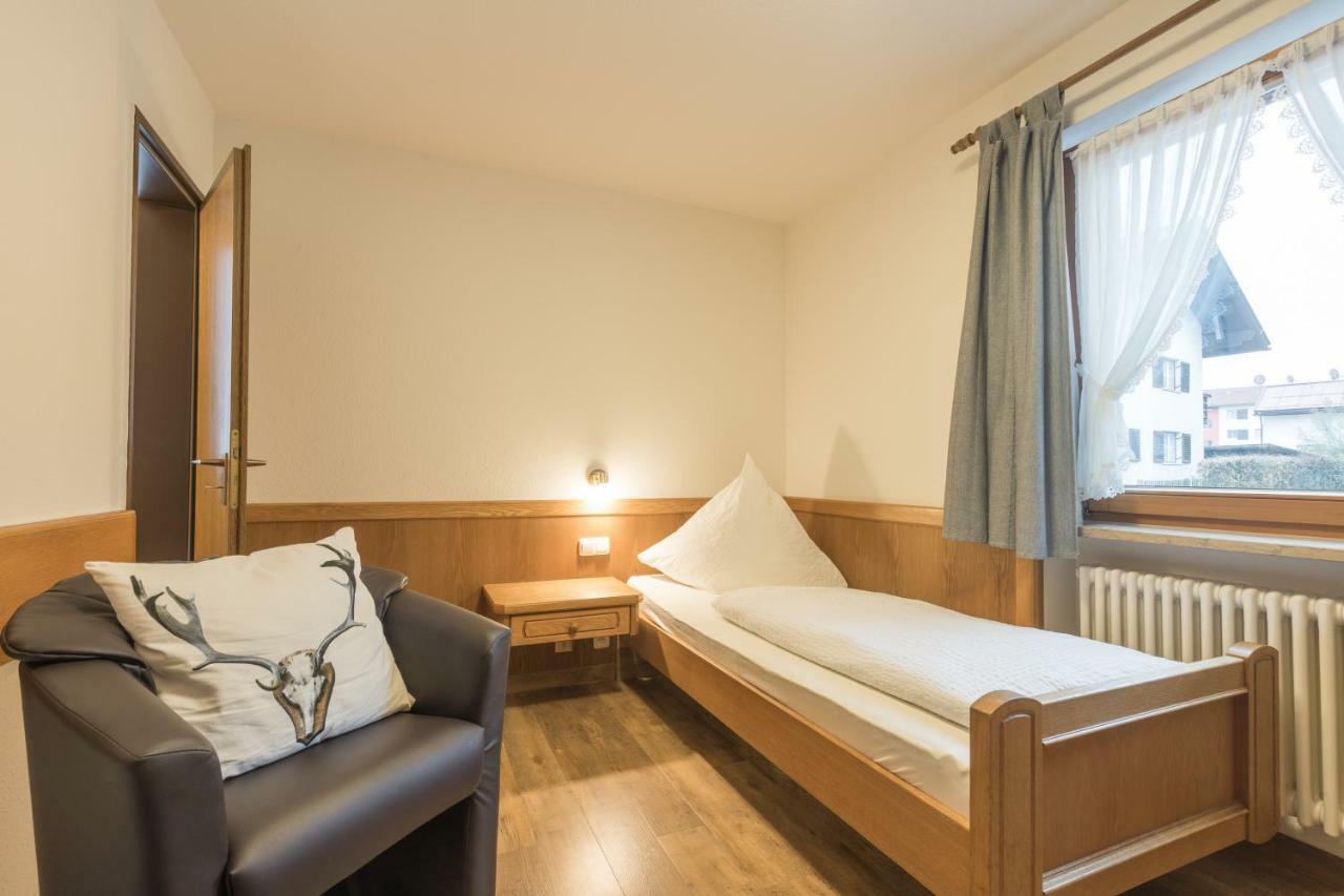 Gaestehaus Carola Oberstdorf Buitenkant foto