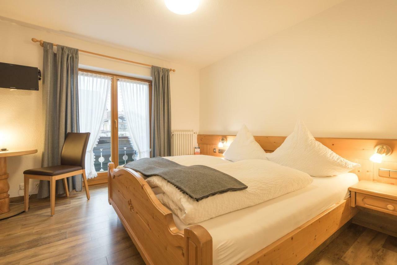 Gaestehaus Carola Oberstdorf Buitenkant foto
